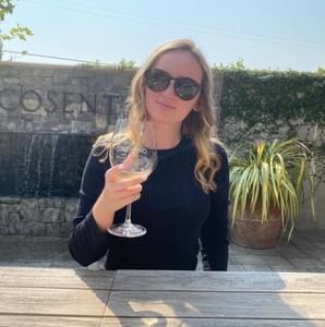 Meet your Posher, Leslie